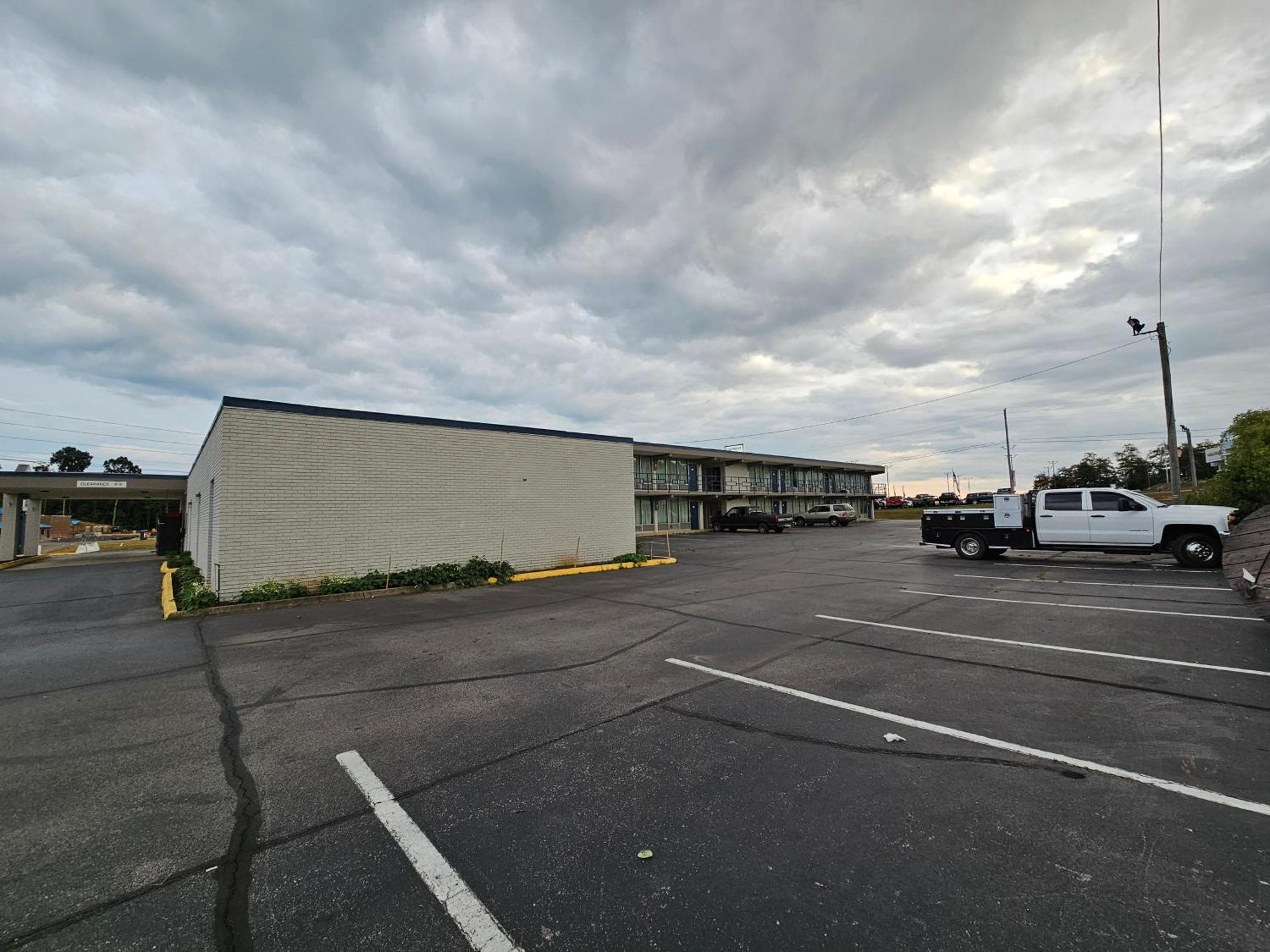 Relax Inn By Oyo Greeneville Near Hwy Us-321 Exteriör bild